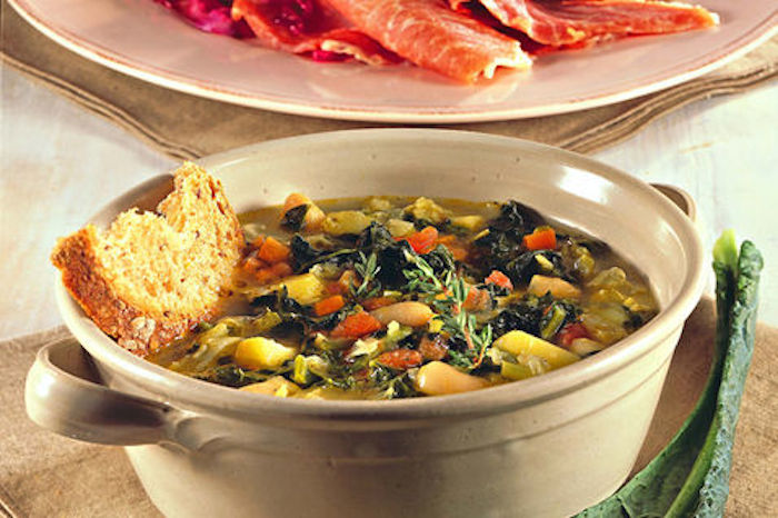 Una nuova zuppa dai sapori antichi: la ZUPPA TOSCANA